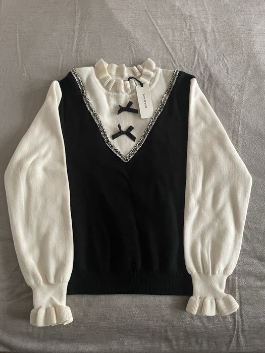 Pulover dama, alb cu negru, marime universala, nou, cu eticheta