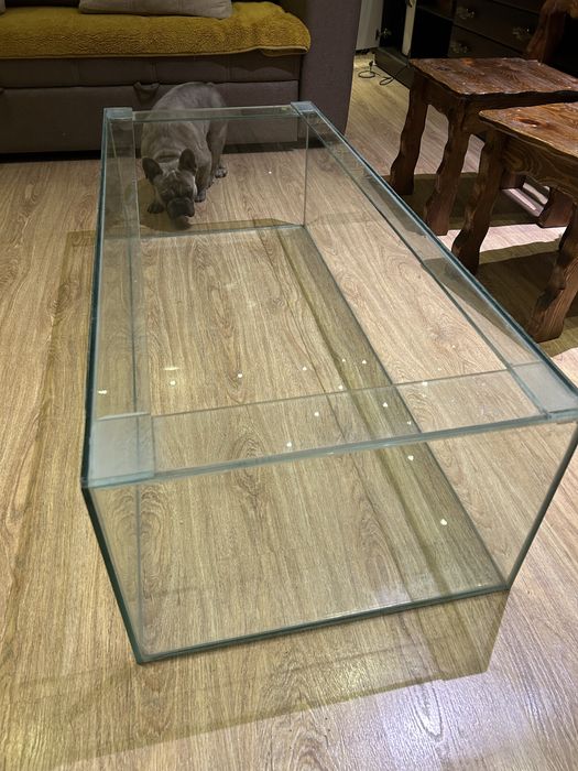 Аквариумы продам.  Аквариумы витрины