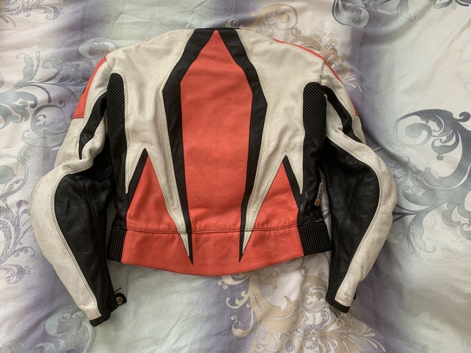 Продавам женски мотоекип “Nitro”