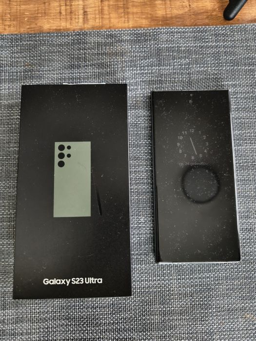 Продавам Самсунг  S23 ULTRA
