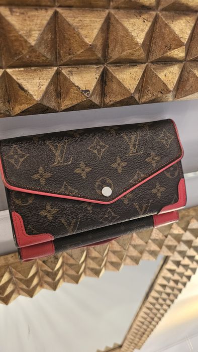 Кошелек Louis Vuitton