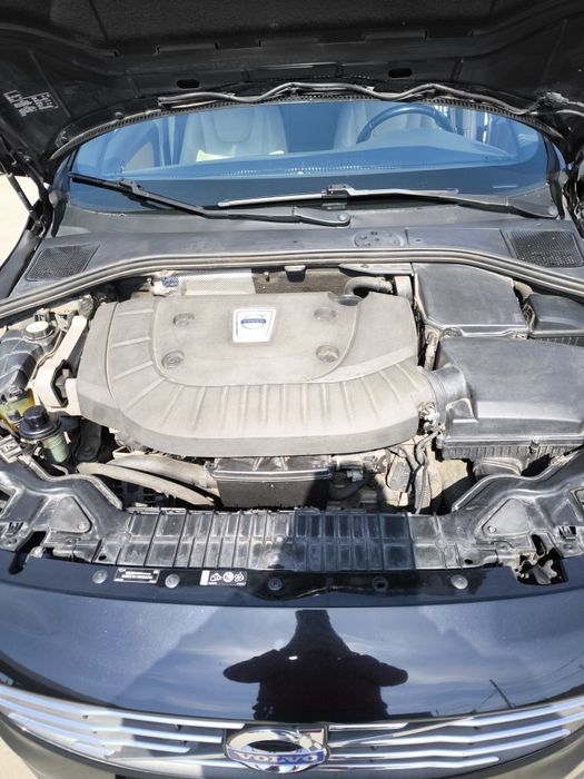 Volvo v60 negru 2015