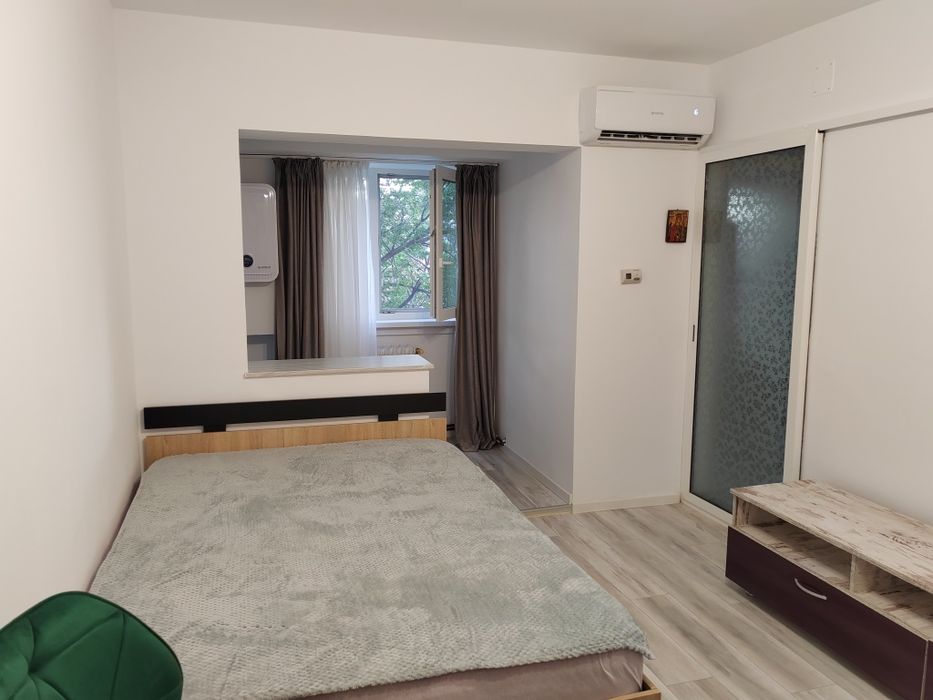 Apartament 1 camera, semidecomandat