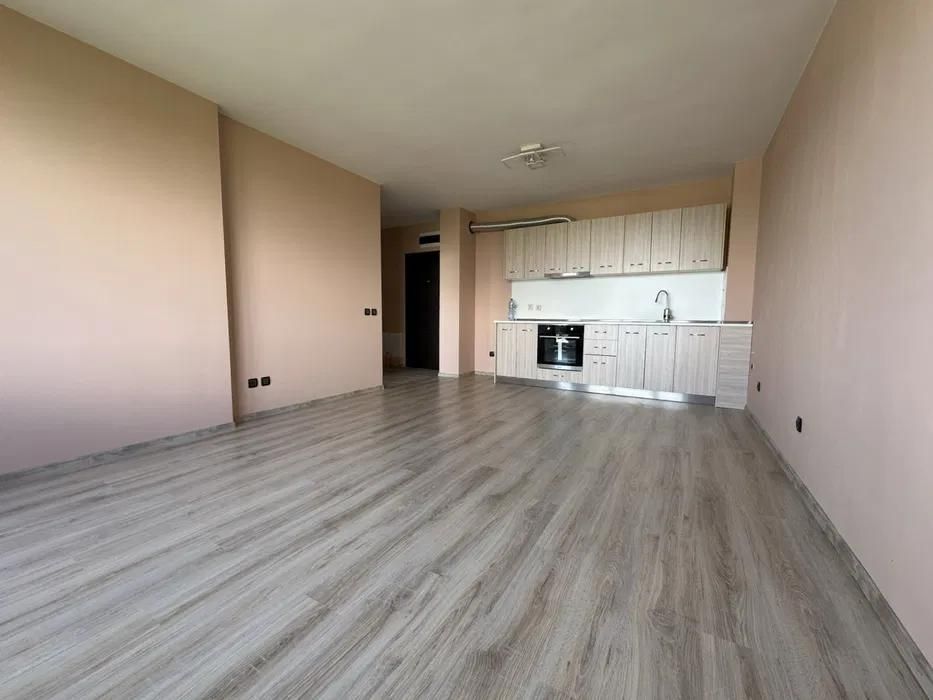 Дава се под наем Двустаен апартамент в София, Люлин 1 - 60 кв.м за 400 € - Снимка #1