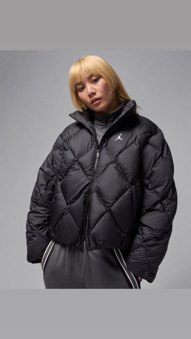 Продам пуховик Nike Jordan