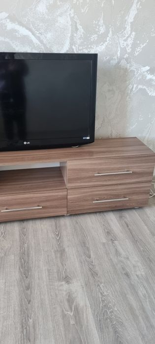 Тумба под телевизор