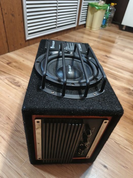 Продам сабвуфер новый