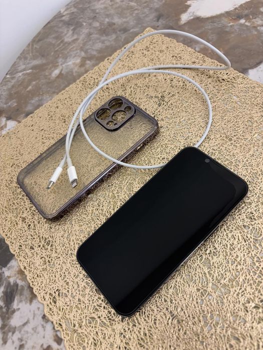 IPhone 13pro зелен