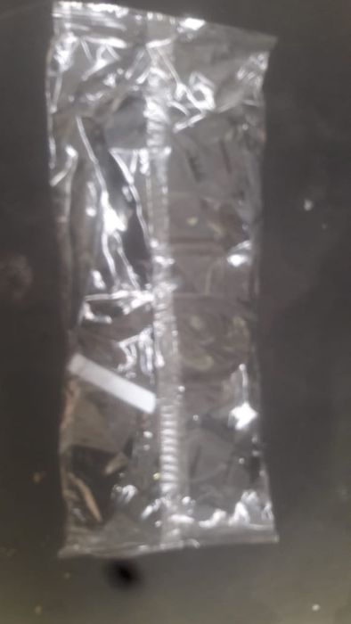 Продам телефон и шипы