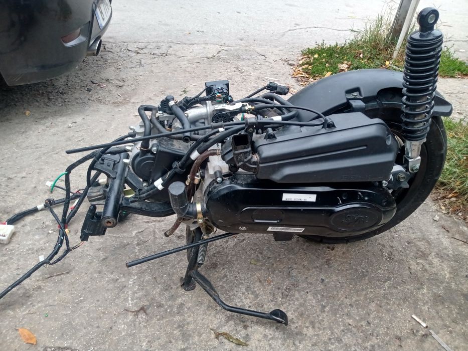 SYM Fiddle IV 50 E5 скутер 2021 г. Модел на части