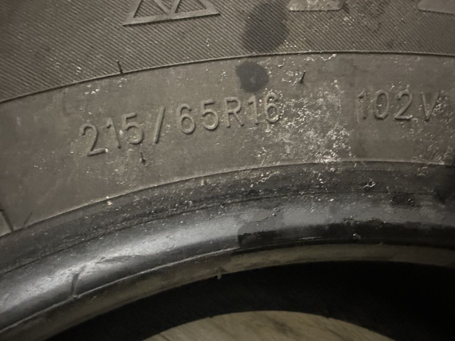 215/65 Triangle tr259 advantex