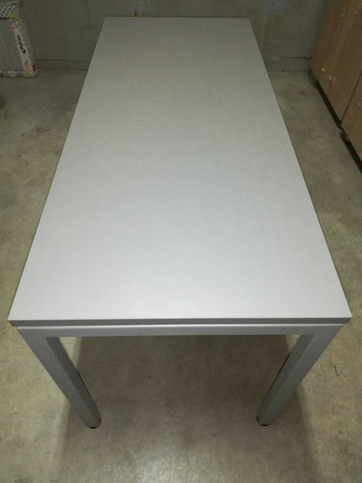 3 Бюра и 3 контейнера 1050Евро