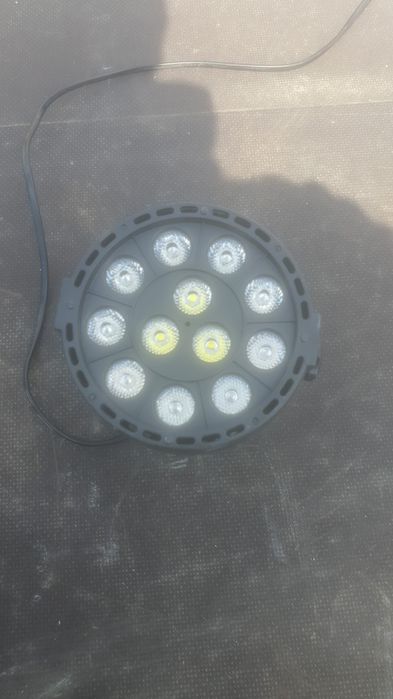 Vând pari led, bare led, proiectoare de exterior RGB DMX