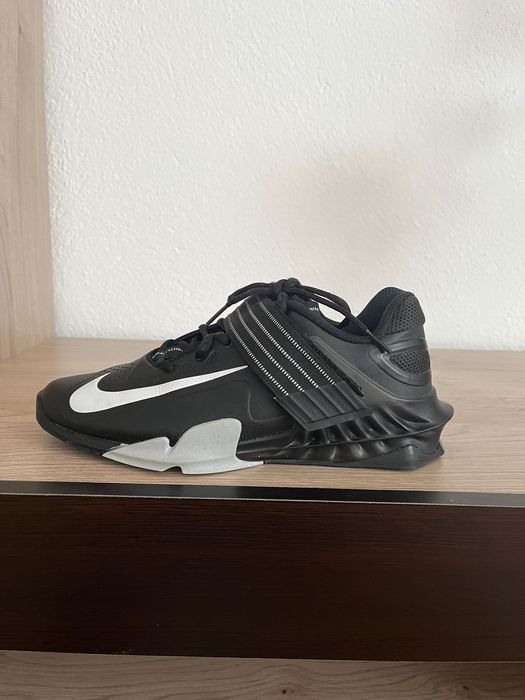 Щангетки Nike Savaleos