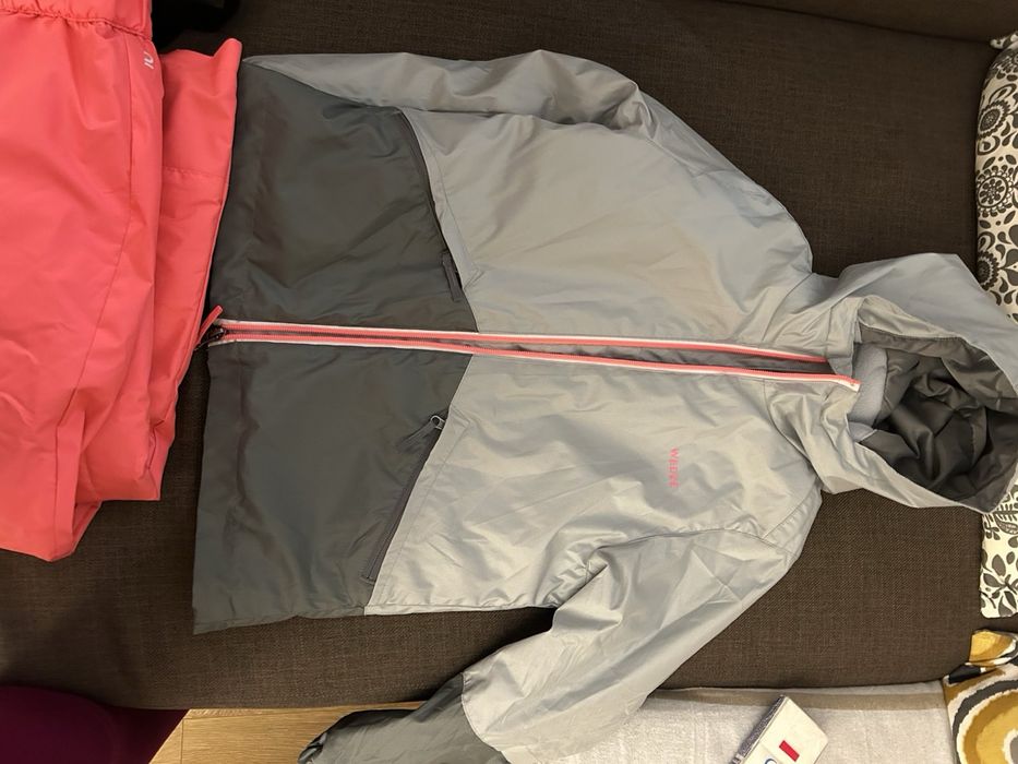 Детски ски панталон и яке Wedze 8 г.; каска и очила