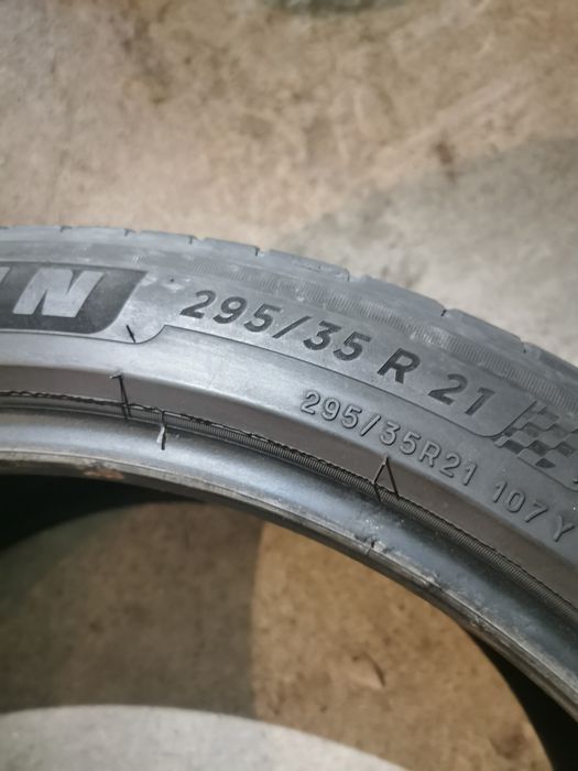 Anvelope Michelin 295/35/21