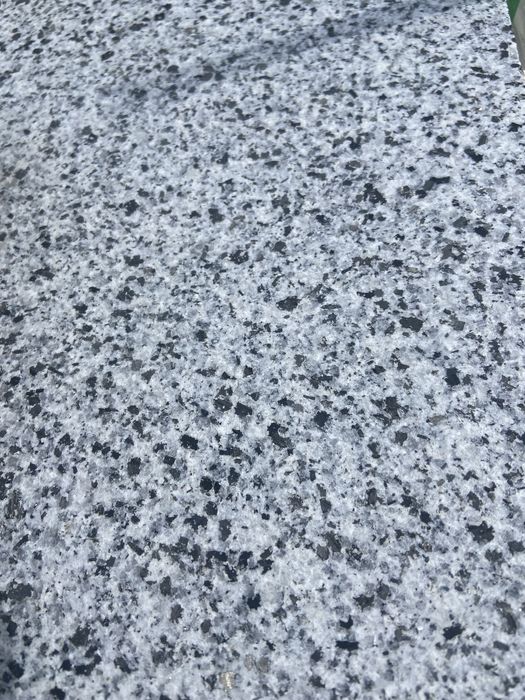 Стъпала/ ленти от термолющен гранит