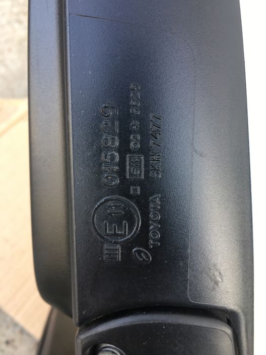 Oglinzi St/Dr Toyota Corolla Hatchback,Break. 2000-2006. Volan stinga.