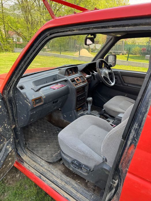 Mitsubishi Pajero MK2