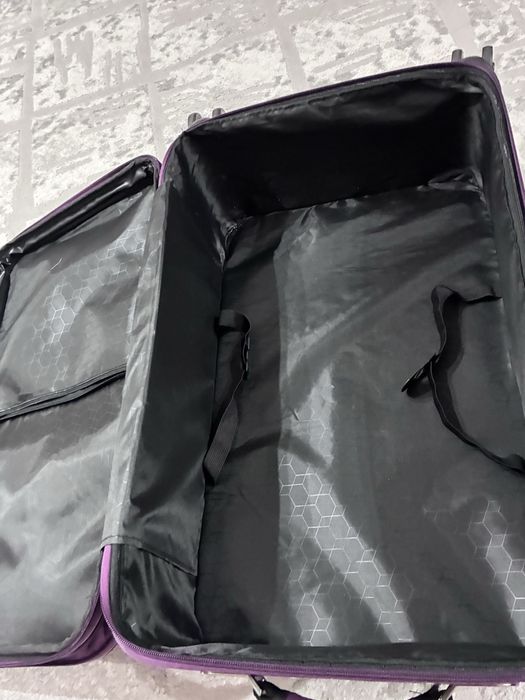 Чемоданы вдорожные вместитильные состояние идеал