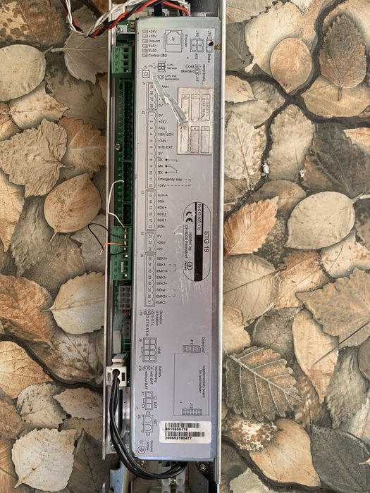 Automatizare usi culisante stg 19