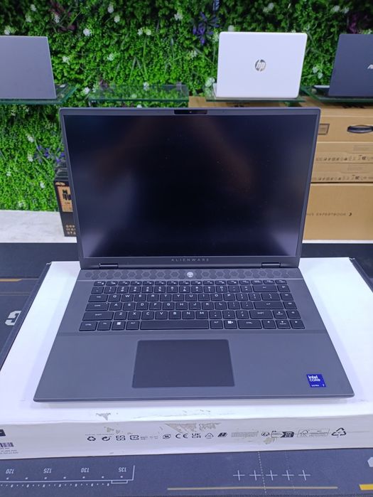 Dell Alienware 16