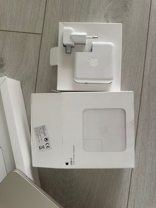 Apple MacBook Air 15" M5 16RAM 1TB  Starlight Гаранция!