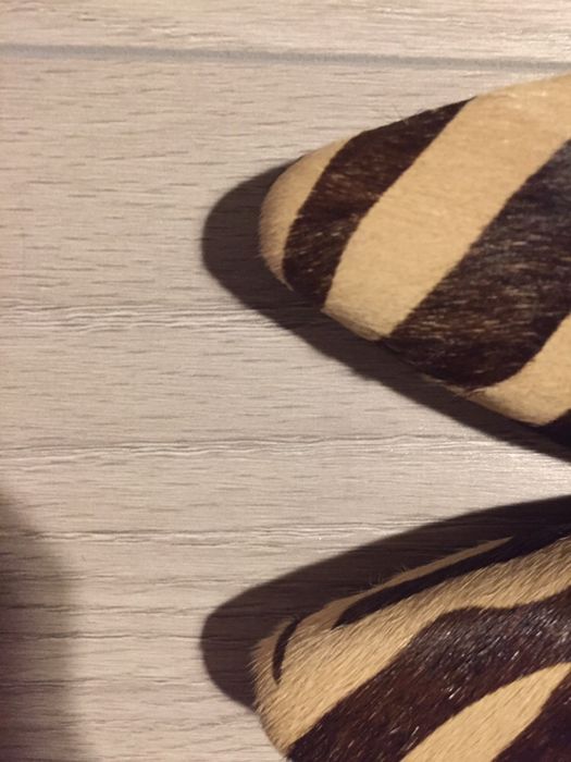 Pantofi piele si blanita ponei, purtati o singura data, mar. 38