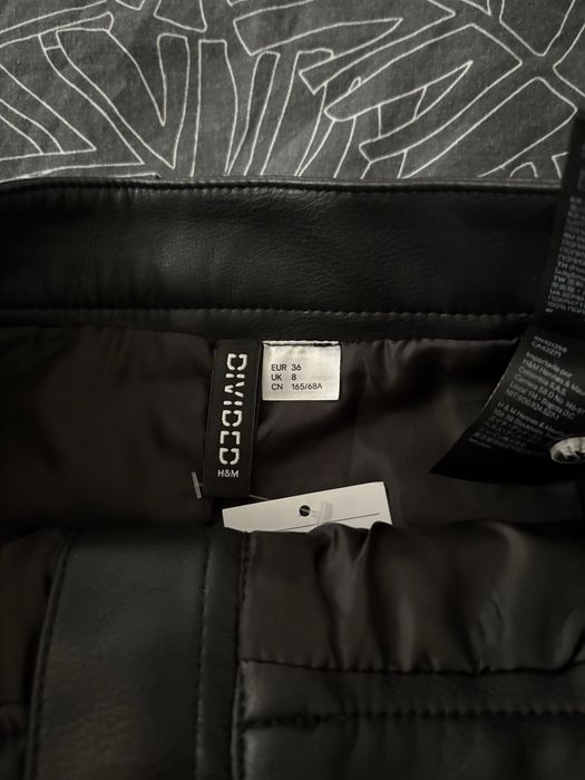 Черна пола на H&M
