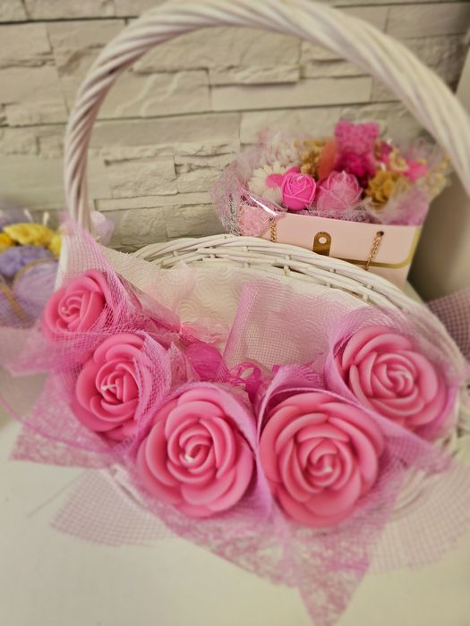 Букети от соеви свещи