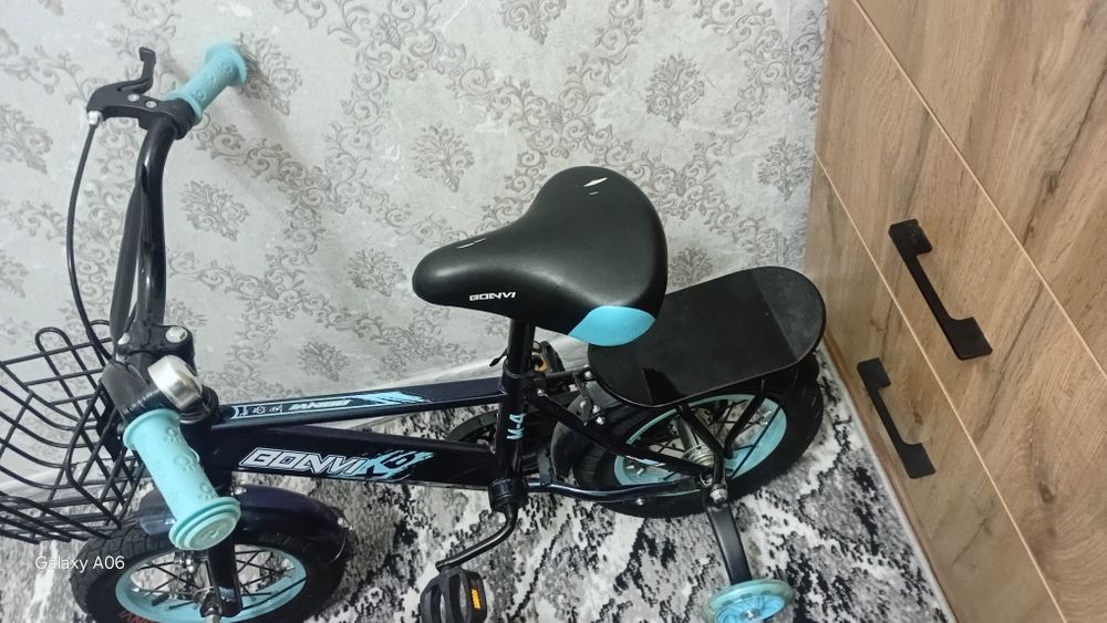 Продаю детский велосипед практически новый