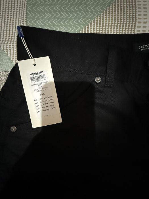 Pantaloni scurti chino noi cu eticheta jack&jones