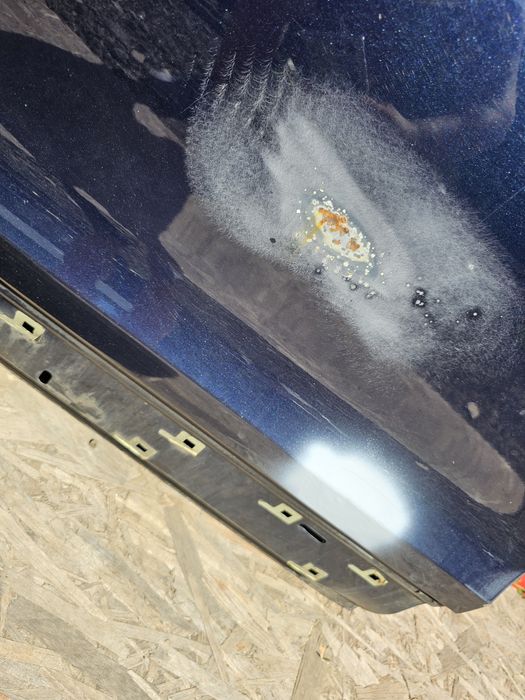 Usa stanga fata Audi Q7 4L dupa 2006 cod 4L0831311A