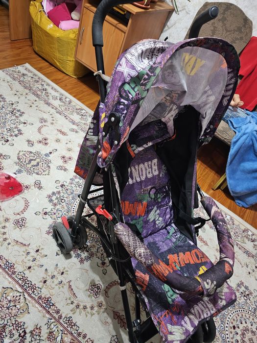 Коляска летняя есть чехол для ног