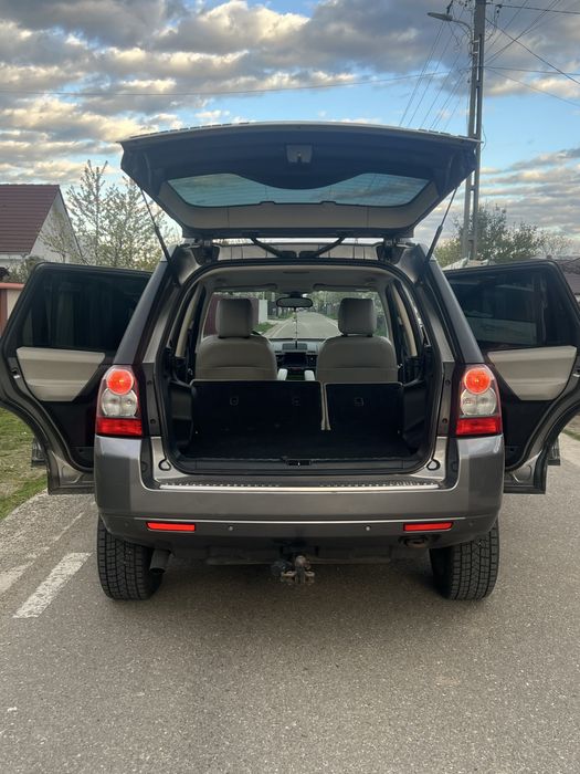 Land rover freelender 2 2011