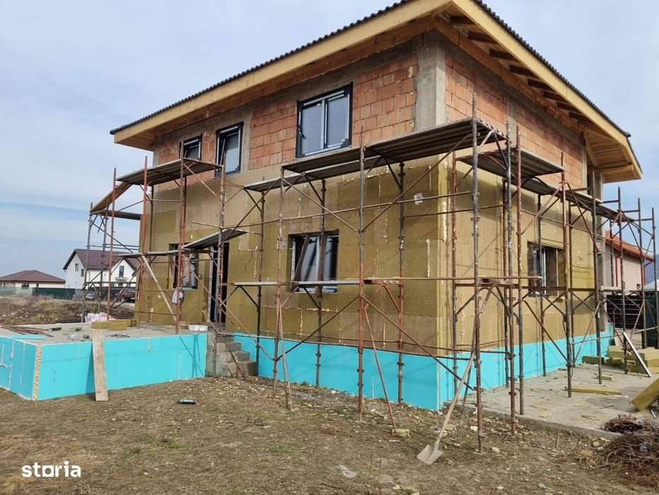 Casă individuală nouă în Cristian , 497 mp teren, 3 camere
