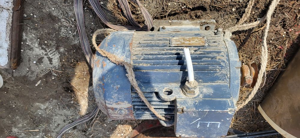 Продам электродвигатель и мотор редуктор