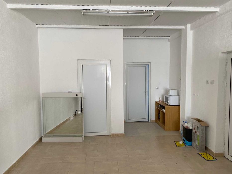 Дава се под наем Склад в с. Рупите, Област Благоевград - 14500 кв.м за 498.27 € - Снимка #15