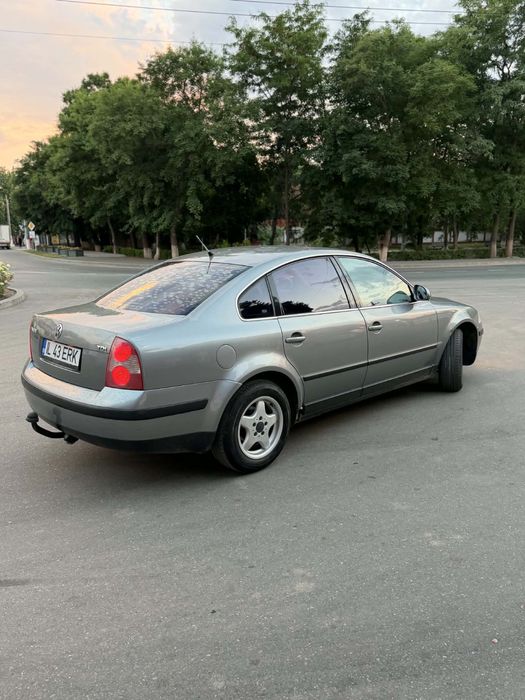 VOLKSWAGEN Passat 2005 — imagine 3