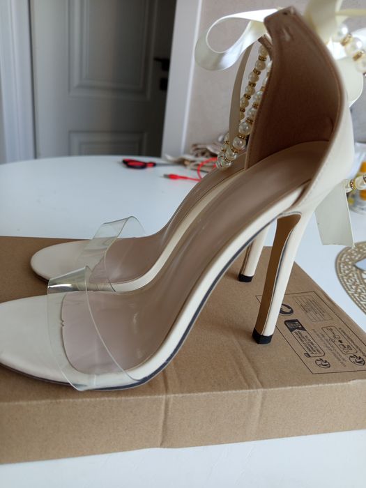 Новый туфли вечерние 36 размер