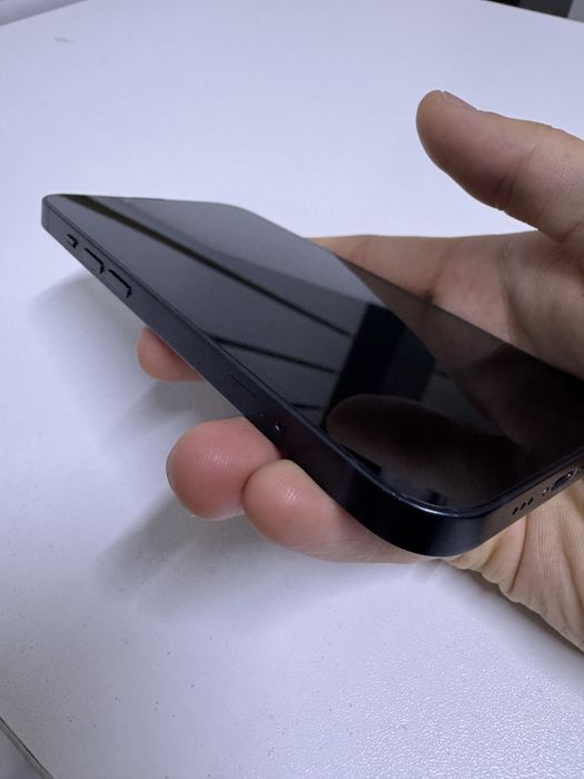 Продам Айфон 13 100%АКВ