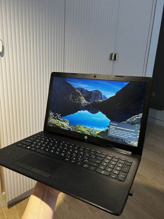 Laptop HP 15 da0324ur , 8GB