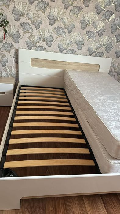 Кровать  двуспальная