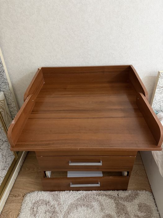 Комод коричневый, высота 90, ширина 70