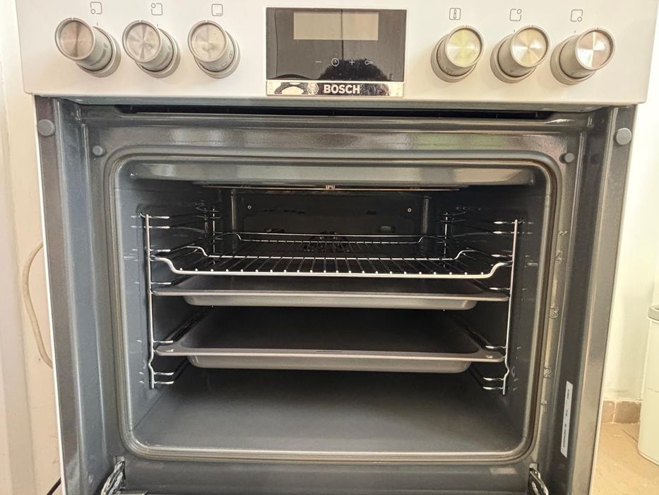 Продам газовую плиту Bosch