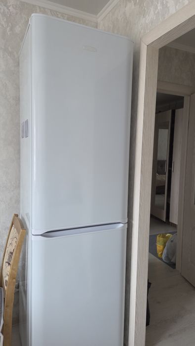 Холодильник бирюса