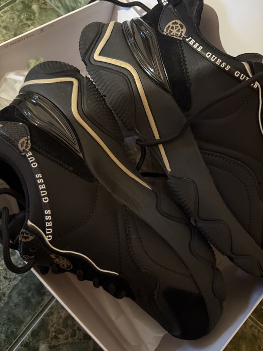 Adidasi Guess dama