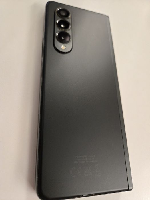 Samsung Galaxy Z Fold 3 5G 256GB Dual SIM – Отлично състояние