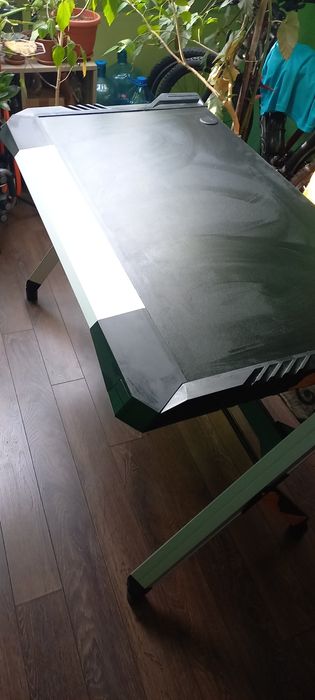 Геймърско бюро Lumi GMD01-1 Deluxe с RGB Lux Aluminium