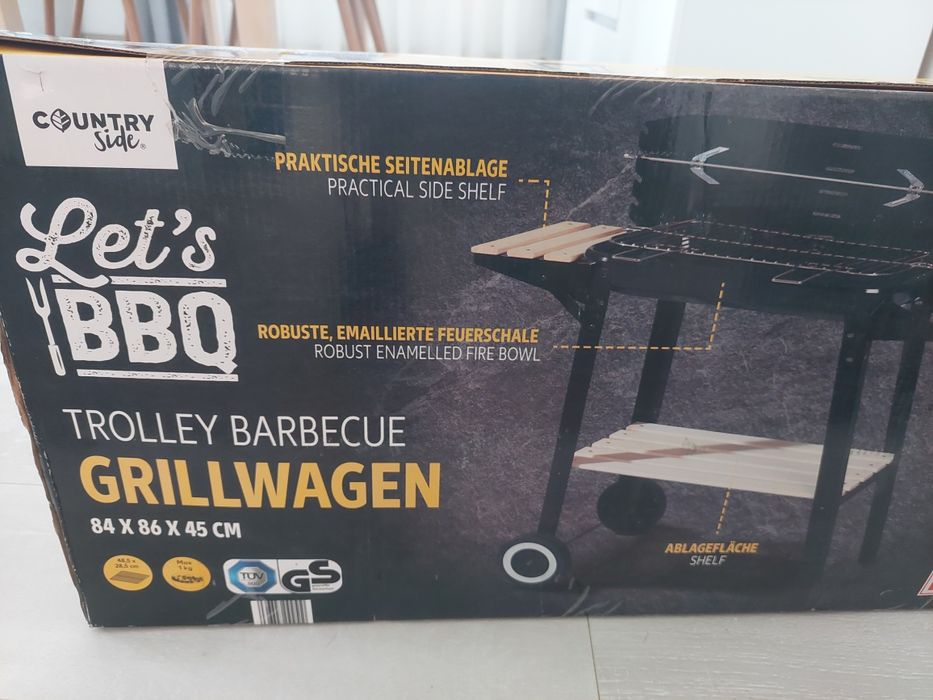 Gratar nou barbecue mobil cu spatiu depozitare